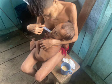 Desnutrição profunda leva governo a decretar emergência na Terra Yanomami e Lula viaja a Roraima