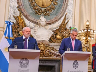 Assim como eu, o novo comandante do Exército defende Forças Armadas republicanas, diz Lula