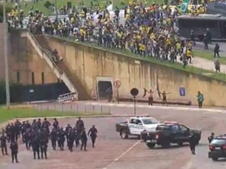 Comando de Operações da PM de Brasília retardou ação contra terroristas, diz jornal