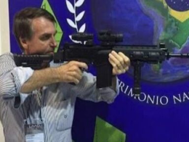 Bolsonaro elogiou a cavalaria americana por “ter dizimado seus índios no passado”