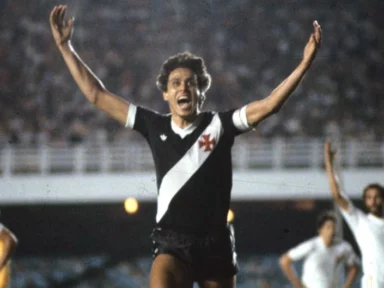 Ídolo maior do Vasco, Roberto Dinamite morre aos 68 anos