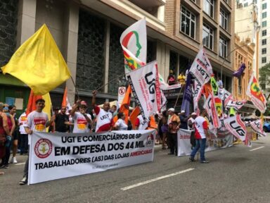 Centrais sindicais e funcionários da Americanas fazem protesto no Rio em defesa dos empregos