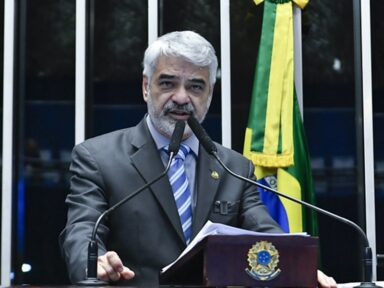 Senador aciona PF, MPF e TCU para investigar as denúncias de corrupção contra Michelle Bolsonaro