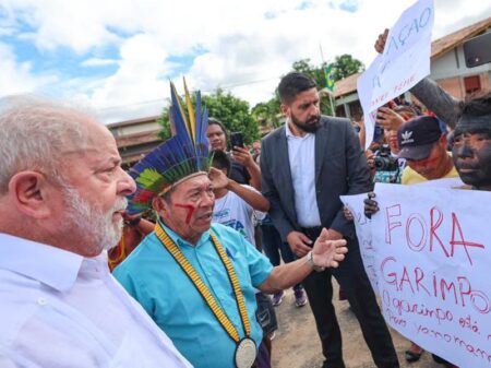 Quem permitiu garimpo ilegal e degradou vida dos “yanomamis tem que ser responsabilizado”, afirma Lula
