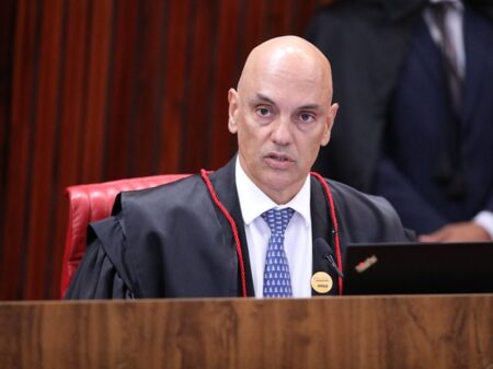 “Conivência ou omissão de autoridades favoreceram atos golpistas”, afirmou Moraes
