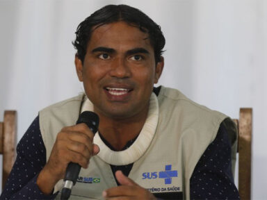 Políticos de Roraima ligados ao garimpo ilegal aparelharam o serviço de Saúde Indígena, diz Ricardo Weibe