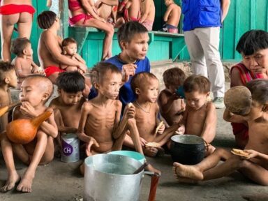 Jair cortou a comida dos yanomamis mesmo alertado da fome, mostram 3 documentos