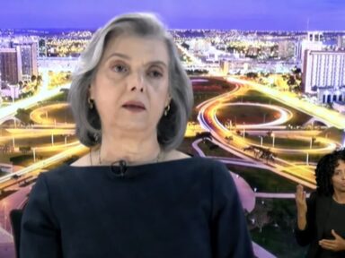 “Plataformas precisam ser responsabilizadas ou seria um faroeste digital”, disse Cármen Lúcia
