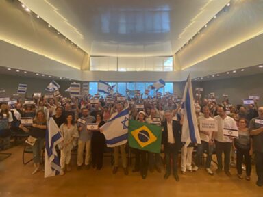 Ato em “Defesa da Democracia em Israel” mobiliza comunidade judaica de São Paulo