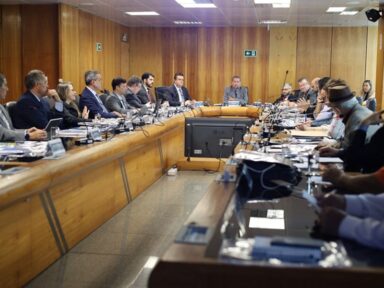 <strong>Conselho da Previdência Social aprova redução de juros do consignado para beneficiários do INSS</strong>
