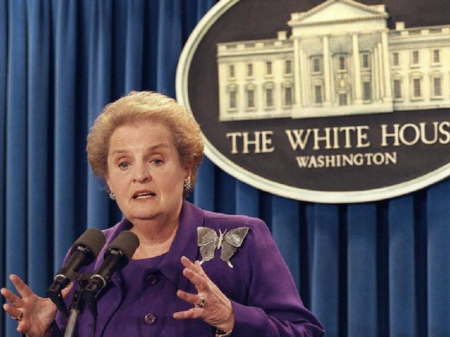 Madeleine Albright disse que “valeu a pena” 500 mil crianças iraquianas mortas por bloqueio dos EUA