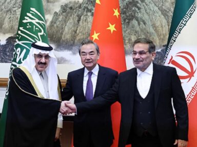 Em vitória diplomática de Xi Jinping, Irã e Arábia Saudita reatam relações
