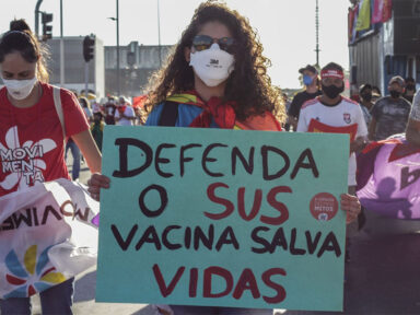 Três anos após início da pandemia, Brasil alcança marca de 700 mil mortes por Covid-19