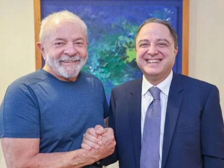 “Está tudo bem com o presidente e ele embarca para a China no domingo”, diz médico de Lula