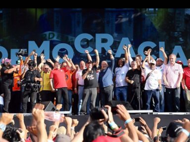 1º de Maio da democracia, unitário, contra os juros criminosos e pelo desenvolvimento do país