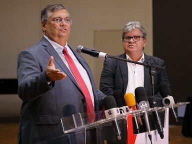 “Há múltiplos indícios” de crime de Anderson Torres, afirma Flávio Dino