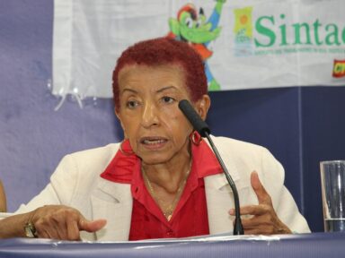 “Água é um direito e temos a tarefa de barrar a privatização da Sabesp”, afirma deputada Leci Brandão