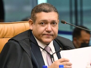 <strong>Nunes Marques pede vista e julgamento sobre correção do FGTS é suspenso no STF</strong>