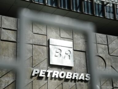 <strong>Petroleiros cobram punição a agressores e medidas de combate a assédio sexual na Petrobrás</strong>