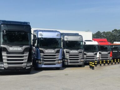 <strong>Com baixa demanda, Scania reduz produção e demite trabalhadores temporários</strong>
