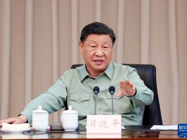 Circunstâncias exigem aceleração da capacidade do sistema de segurança da China, diz Xi
