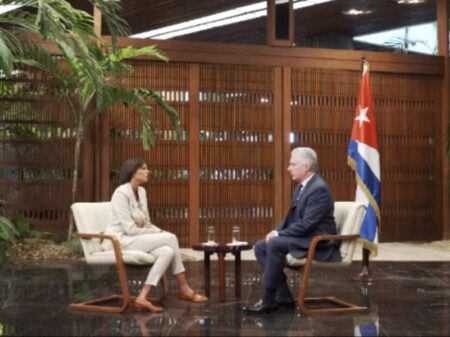 Cuba rejeita “sanções dos EUA e expansão da Otan para fronteiras da Rússia”, afirma Diaz-Canel