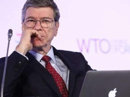 “Expansão da Otan a leste é a causa do conflito na Ucrânia”, diz o economista Jeffrey Sachs
