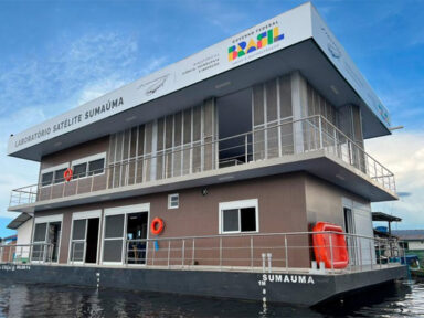 Ministério da Ciência e Tecnologia inaugura laboratório flutuante para pesquisa na Amazônia