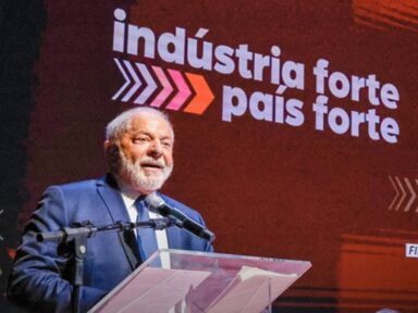 “Taxa de juros de 13,75% é uma excrescência para este país” denuncia Lula, na Fiesp