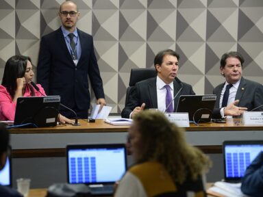 STF vai colaborar com CPMI e compartilhar dados de inquéritos contra golpistas