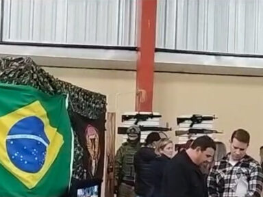 Ministério Público apura exposição de armas em festa de escola particular de Santa Catarina