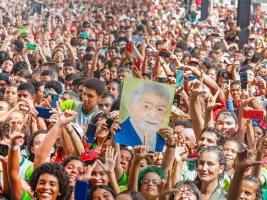 Confiança de brasileiros em Lula atinge o maior nível de presidentes desde 2012, diz Ipec