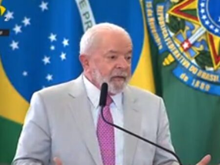 Lula: “achar que Educação é gasto que leva ao desequilíbrio fiscal destruiu o ensino público”