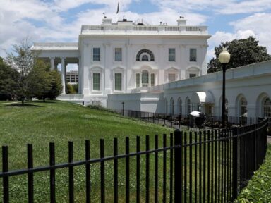 Serviço Secreto investiga como cocaína foi parar na Casa Branca, diz NYT