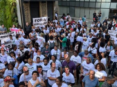 Funcionários da Eletrobrás aprovam greve contra ameaças a quem denuncia privatização