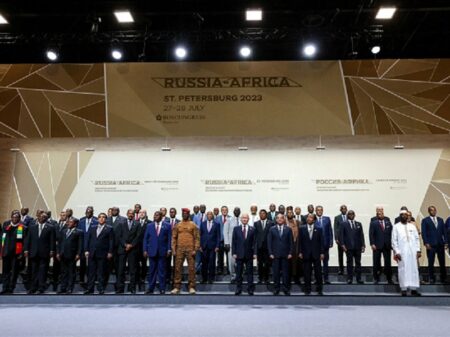 “Chegou a hora de corrigir a injustiça histórica”: Putin defende presença da África no CS da ONU e G20
