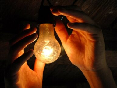 Governo anuncia R$ 2,5 bi ao Luz para Todos