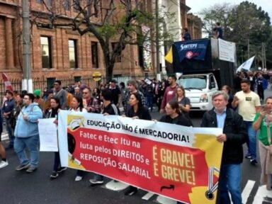 Professores e funcionários das escolas técnicas de SP mantêm greve pela reposição de perdas salariais