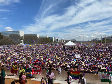 Marcha das Margaridas leva 100 mil mulheres à Brasília em defesa da reforma agrária e pelo fim da violência