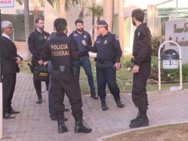 PF prende comandantes da cúpula da PM do DF por omissão nos atos golpistas