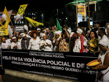 Movimento Negro homenageia Mãe Bernadete e exige fim da violência policial nas favelas
