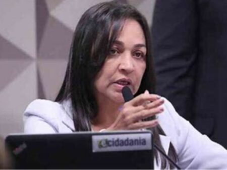 Forças Armadas impediram o golpe e Bolsonaro tem que ser indiciado, diz relatora da CPI
