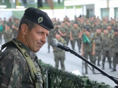 “A exemplo de Caxias, não toleraremos desvios de conduta”, diz Comandante do Exército
