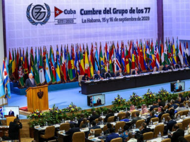 G77 defende desenvolvimento e democratização das relações internacionais