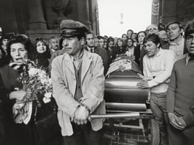 Museu da Memória do Chile tem exposição com fotos de Evandro Teixeira dias depois do golpe