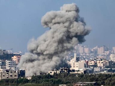 Crimes de Israel, incluindo destruição de mesquita, matam mais de 100 nesta quarta-feira