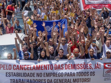 Metalúrgicos da GM de São José dos Campos aprovam greve contra demissões a partir desta segunda