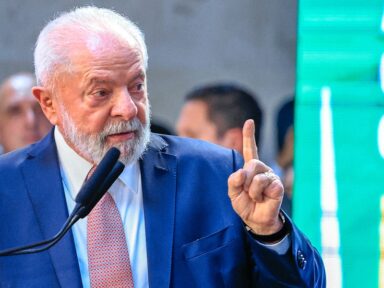 “Dinheiro bom não tem que ficar no Tesouro, tem que ir para obras”, diz Lula