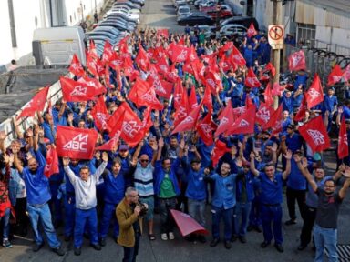 Metalúrgicos rejeitam proposta de aumento e podem entrar em greve no ABC