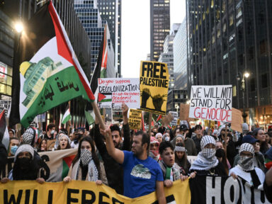 Atos de solidariedade ao povo palestino ocorrem nas ruas de NY, Paris, Roma e Berlim